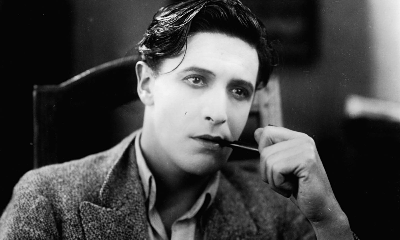 Six Damn Fine Degrees #153: Ivor Novello in Gosford Park – A Damn Fine Cup  of Culture